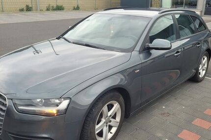 Audi A4 238.000 km 8.590 &euro; Düren 52351