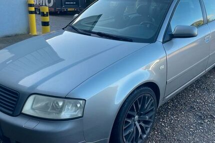 Audi A6 285.000 km 1.499 € Lage 32791