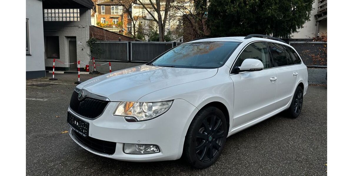 Skoda Superb 236.000 km 5.900 &euro; Düsseldorf 40627