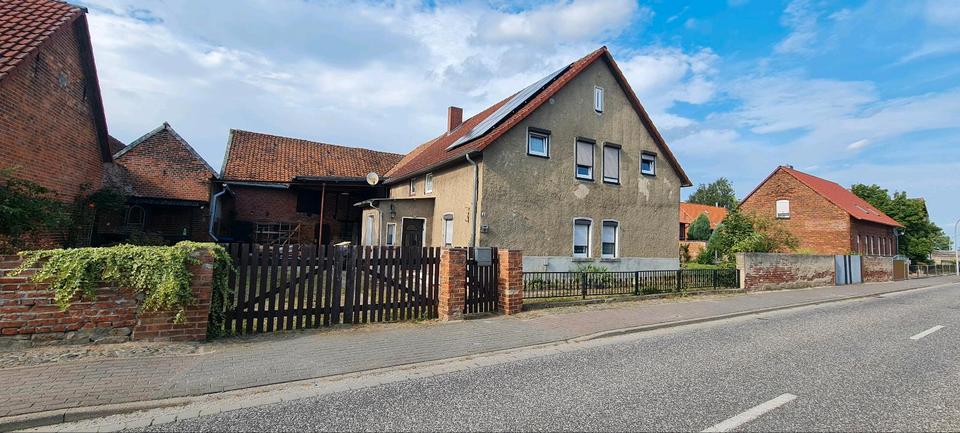 Einfamilienhaus Oebisfelde-Weferlingen Weferlingen - 5 Zimmer, 168 m&sup2;, 170.000&euro; | Angebot:25839102