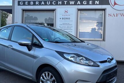 Ford Fiesta 185.800 km 2.940 &euro; Mönchengladbach 41063
