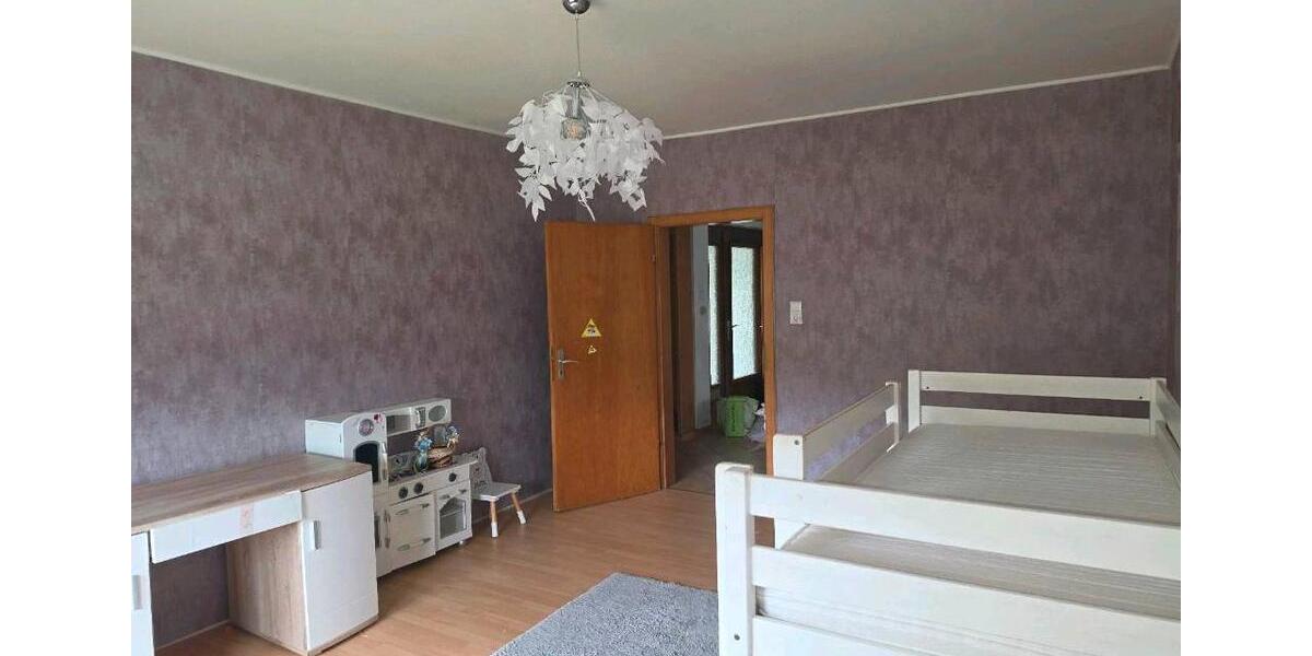 Bungalow Borken (Hessen) - 5 Zimmer, 130 m&sup2;, 260.000&euro; | Angebot:26616955