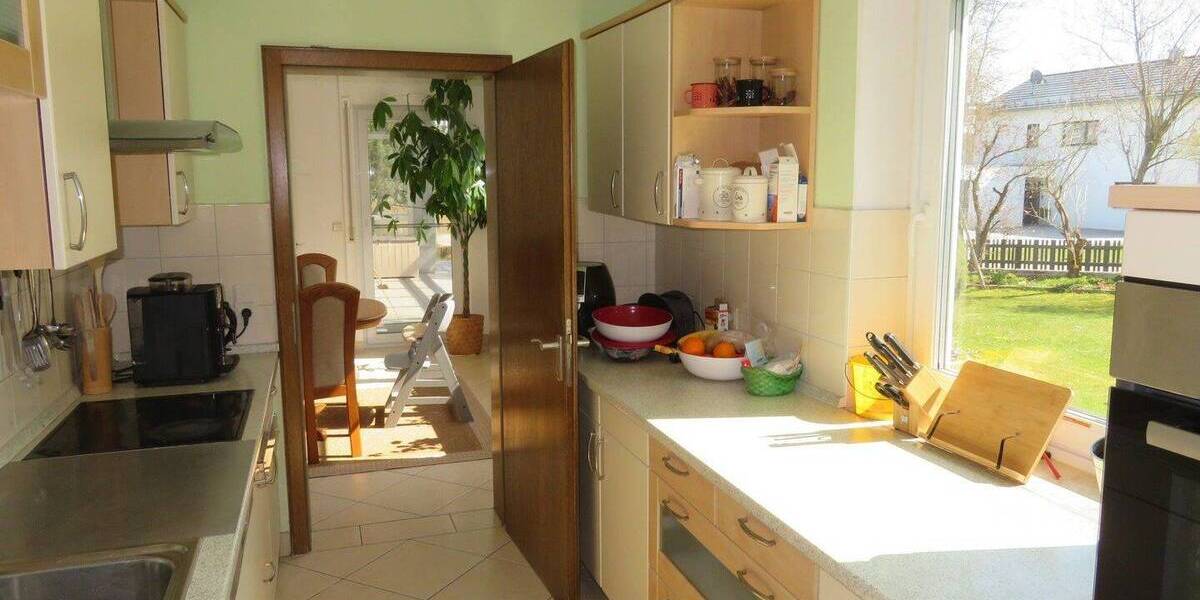 Einfamilienhaus Illschwang Angfeld - 7 Zimmer, 185 m&sup2;, 425.000&euro; | Angebot:26433918