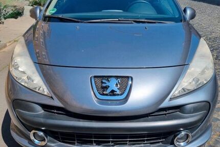 Peugeot 207 113.000 km 1.590 &euro; Köln 50827