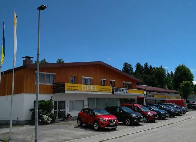 Halle in Bad Endorf 2.199.000 € 4677 m²