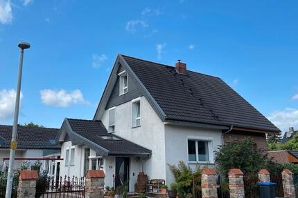 Haus Hannover Herrenhausen-Stöcken - 5 Zimmer, 110 m&sup2;, 2.150&euro; | Angebot:24982093