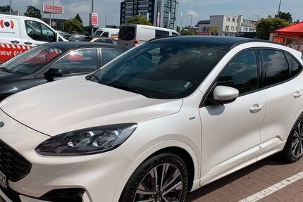 Ford Kuga 49.500 km 19.900 &euro; Lübeck 23564