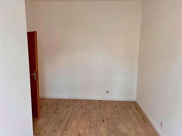 Etagenwohnung Plauen - 3 Zimmer, 75 m&sup2;, 100.000&euro; | Angebot:27083986