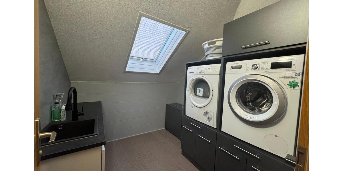 Einfamilienhaus Bad Salzungen Tiefenort - 8 Zimmer, 275 m&sup2;, 555.000&euro; | Angebot:26602244