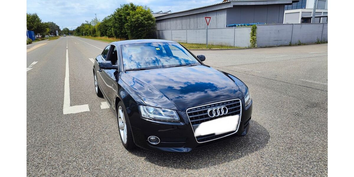 Audi A5 93.000 km 11.800 &euro; Deggenhausertal 88693