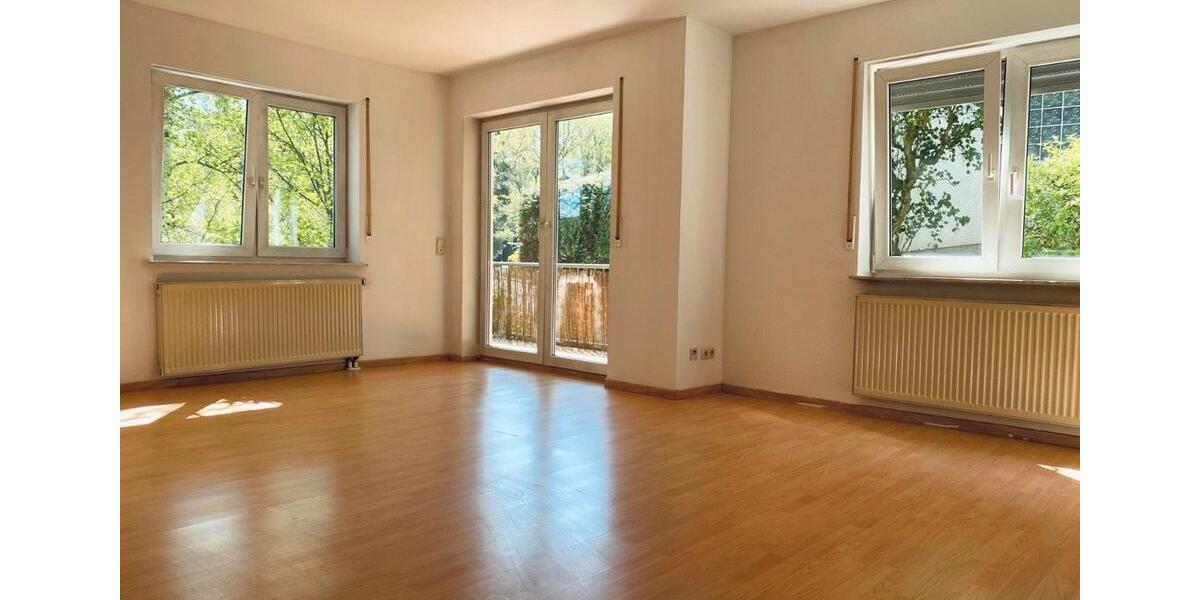 Etagenwohnung Wetter (Hessen) - 2 Zimmer, 64 m&sup2;, 1.020&euro; | Angebot:25285677