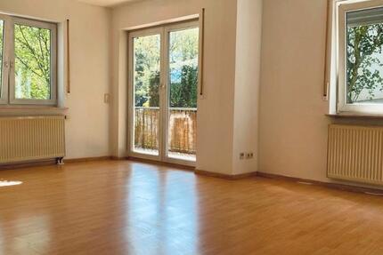 Wohnung Wetter (Hessen) - 2 Zimmer, 64 m&sup2;, 1.020&euro; | Angebot:25285677