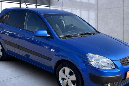 Kia Rio 120.926 km 2.900 &euro; Erfurt 99086