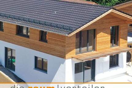 Neubau-EFH mit Alpenpanorama, 219 m² Wfl., 7 Zimmer, große Hoch-Terrasse, Balkon, Einzug Ende 2025 7 zimmer