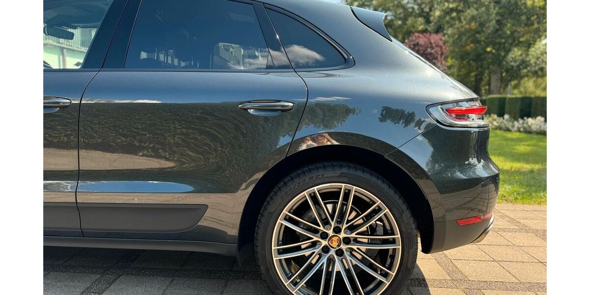 Porsche Macan 98.000 km 47.900 &euro; Hamburg 22397