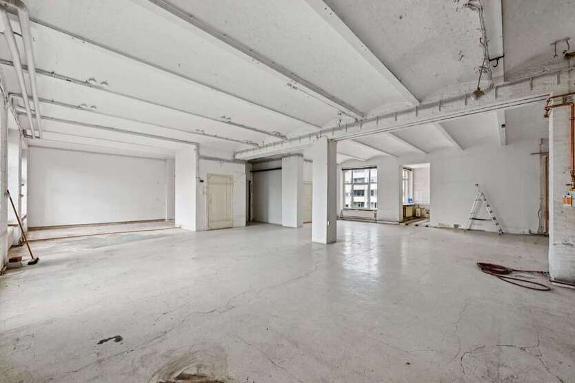 Büro in Berlin 3.525 € 195.84 m²