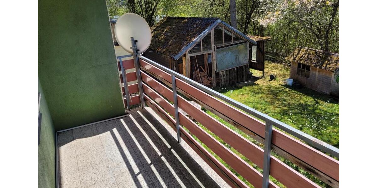 Einfamilienhaus Oberleichtersbach - 8 Zimmer, 211 m&sup2;, 189.000&euro; | Angebot:26433635