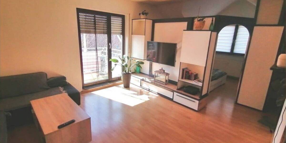 Gepflegte, helle 1-Zimmer-Wohnung mit Balkon und Tiefgaragenstellplatz in Bruchsal 1 zimmer