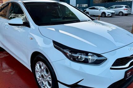 Kia ceed / Ceed 20.953 km 18.890 &euro; Düsseldorf 40589