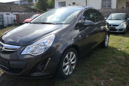 Opel Corsa 85.000 km 2.400 &euro; Wiesbaden 65199