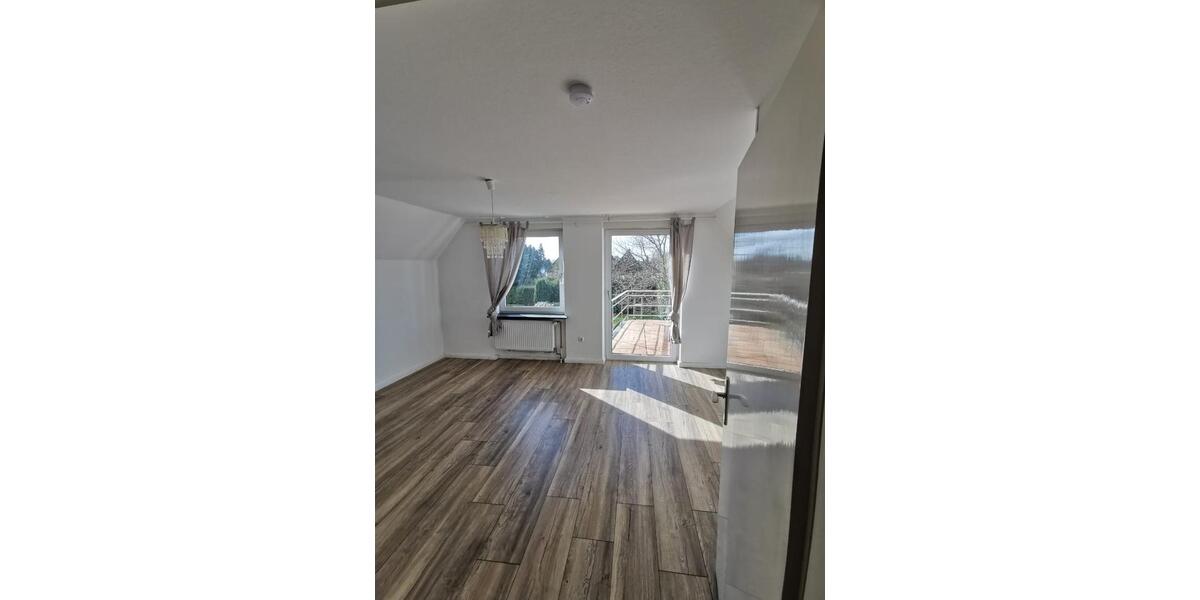 Helle 2-Zimmer-Wohnung mit Dachterrasse 2 zimmer