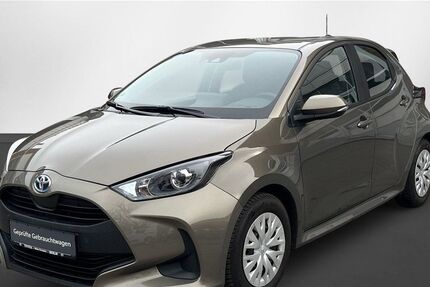 Toyota Yaris 8.134 km 21.990 &euro; Berlin 13403