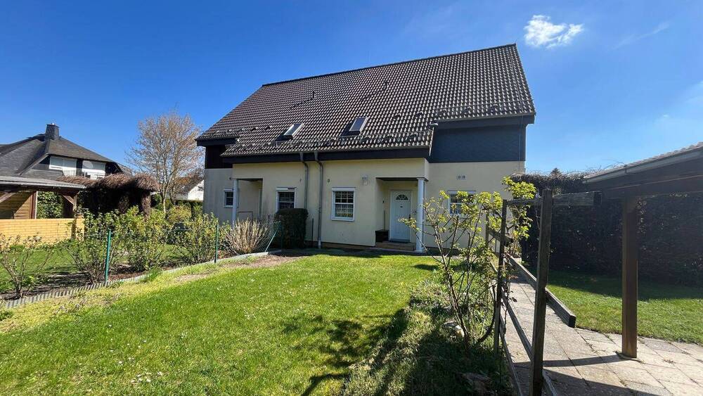 Doppelhaushälfte Siehdichum Rießen - 6 Zimmer, 130 m&sup2;, 230.000&euro; | Angebot:26840736