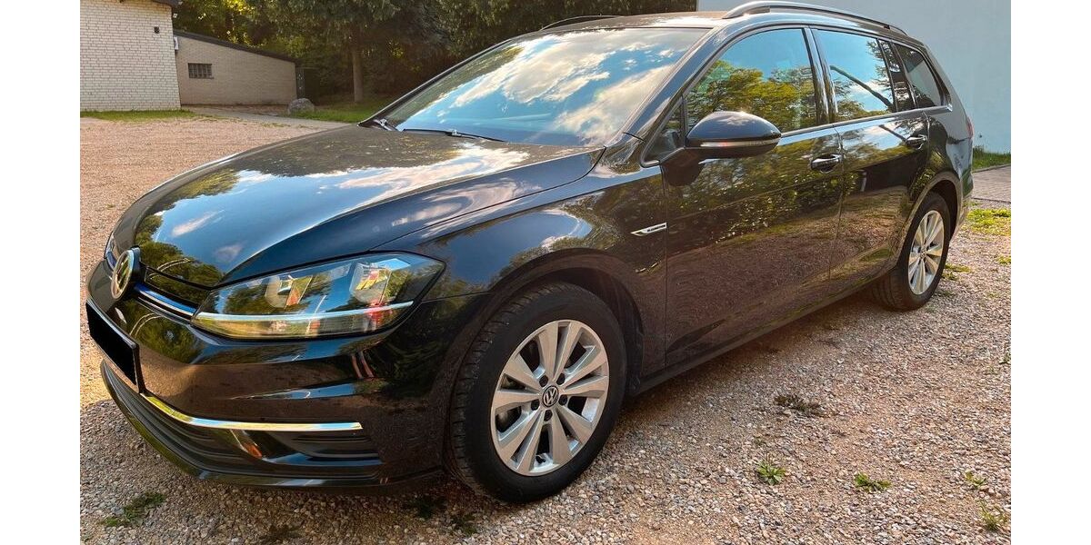 VW Golf 110.000 km 12.000 &euro; Königswinter 53639