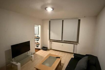 Schöne 2-Zimmer-Wohnung mit Balkon in zentraler Lage von Elmshorn zimmer