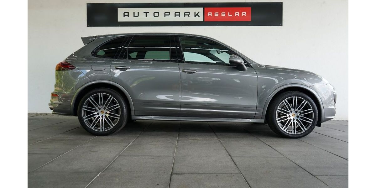 Porsche Cayenne 181.500 km 27.880 &euro; Asslar 35614