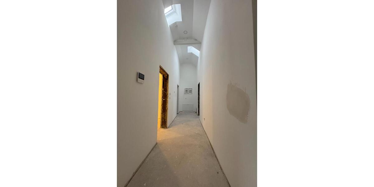 Dachgeschoßwohnung Wiesbaden - 3 Zimmer, 66 m&sup2;, 1.500&euro; | Angebot:26677562