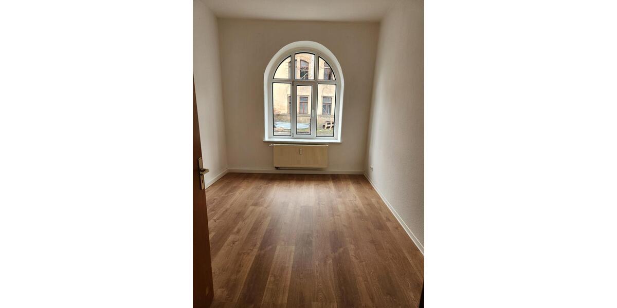 Etagenwohnung Zittau - 2 Zimmer, 57 m&sup2;, 255&euro; | Angebot:25432938