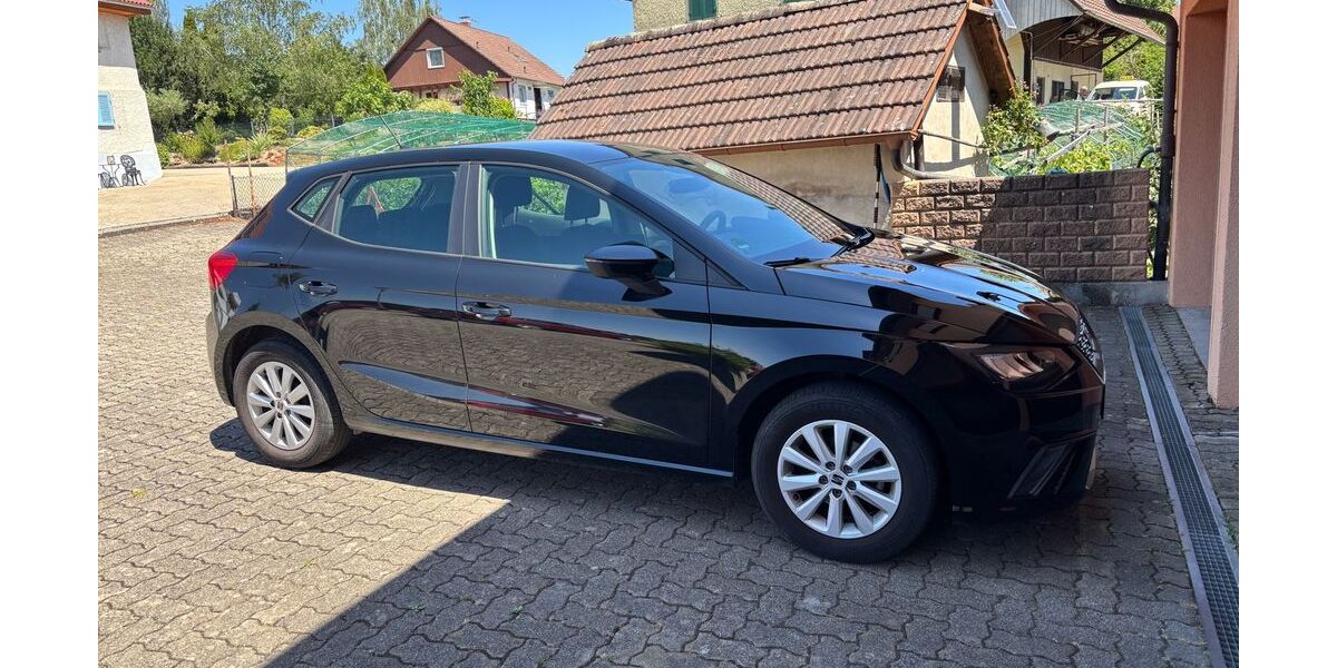 Seat Ibiza 36.000 km 15.499 &euro; Rheinfelden 79618