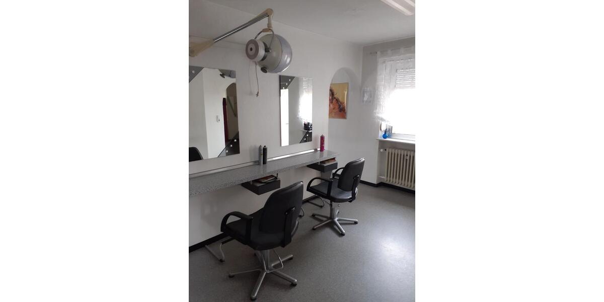 Einfamilienhaus Hochspeyer - 8 Zimmer, 194 m&sup2;, 289.000&euro; | Angebot:27062413