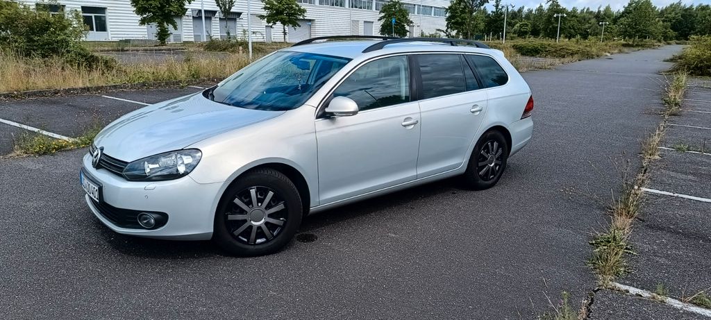 VW Golf 218.500 km 3.500 &euro; Frankfurt ( Oder) 15236