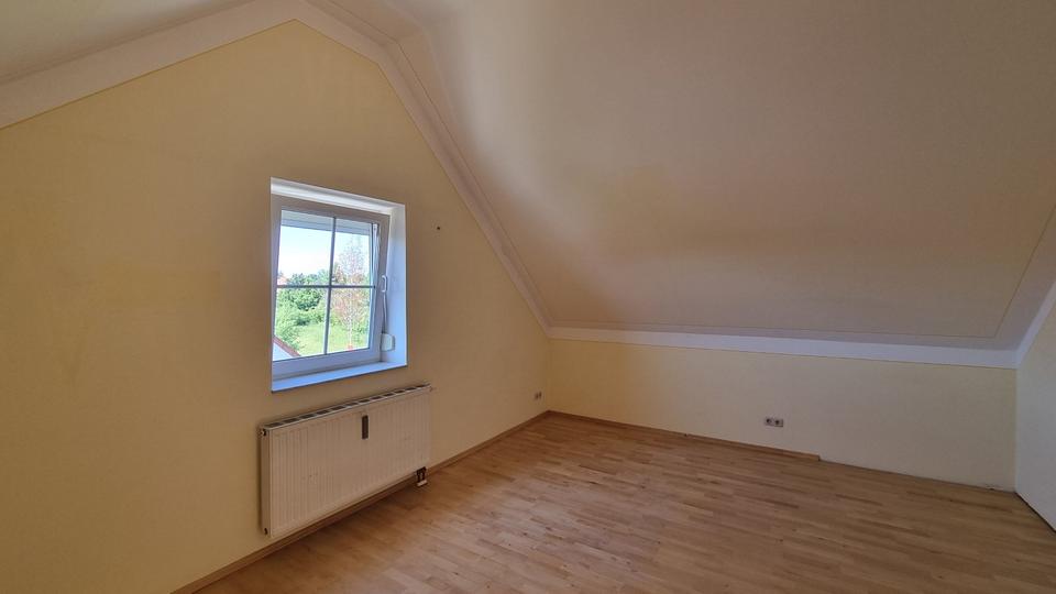 Etagenwohnung Lauingen (Donau) - 5 Zimmer, 95 m&sup2;, 264.000&euro; | Angebot:26823801