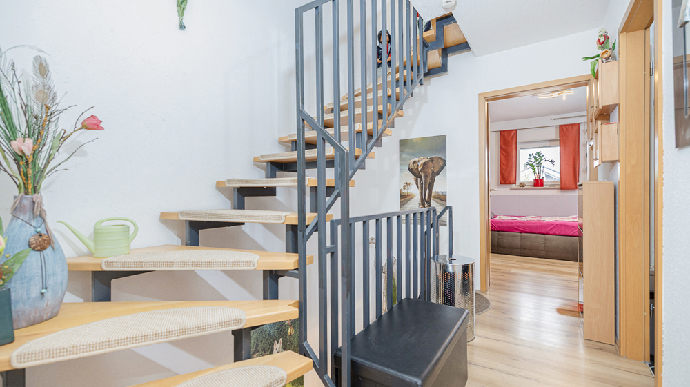 Ruhig wohnen, zentral leben – Reiheneckhaus mit Wohlfühlcharakter 4.5 zimmer