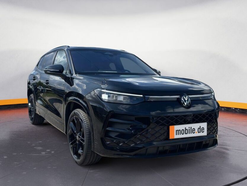VW Volkswagen Tayron 2.0 TSI DSG 4Motion R-Line DCC A 1.500 km 59.580 € 0Null