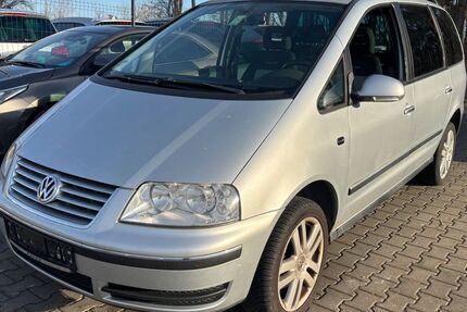 VW Sharan 180.000 km 3.499 &euro; Wildau 15745