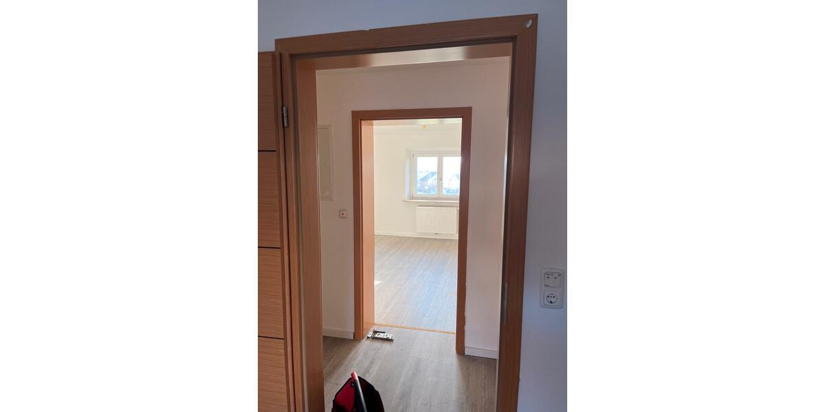 Etagenwohnung Furth im Wald - 4 Zimmer, 80 m&sup2;, 415&euro; | Angebot:25419264