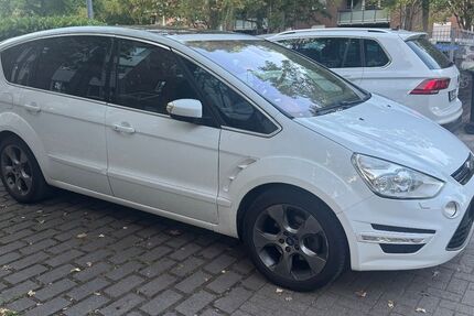 Ford S-Max 311.000 km 6.499 &euro; Lünen 44536