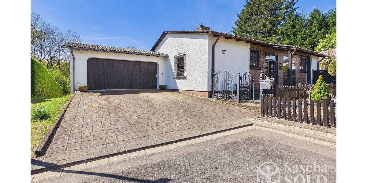 Großzügiges Anwesen in ruhiger Waldrandlage - Pool, Sauna, Wintergarten, Balkon u. Doppelgarage - Einfamilienhaus Spiesen-Elversberg Elversberg | Angebot:26178654
