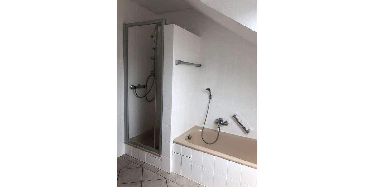 Etagenwohnung Warburg - 2 Zimmer, 79 m&sup2;, 189.000&euro; | Angebot:25673416