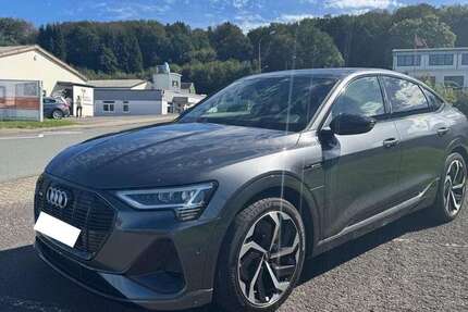 Audi e-tron 37.647 km 31.900 &euro; Halver, Stadt 58553