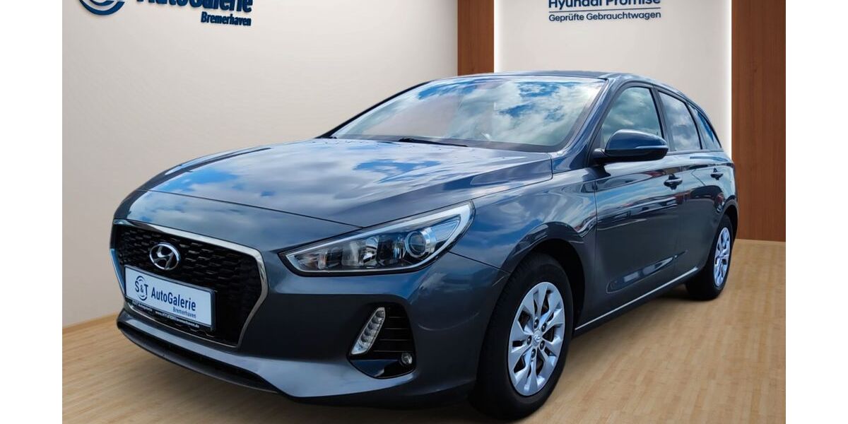 Hyundai i30 90.600 km 10.490 &euro; Bremerhaven 27568