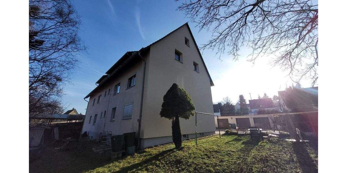 * CHARMANT - NEU RENOVIERT - SOFORT BEZUGSFÄHIG * schöne 3 Zi.-Wohnung mit GARAGE in SC-WOLKERSDORF 3 zimmer