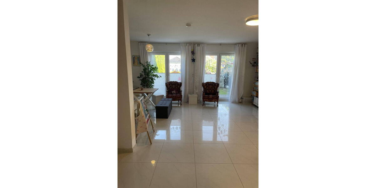 Reihenmittelhaus Sarstedt - 5 Zimmer, 125 m&sup2;, 399.000&euro; | Angebot:25991968