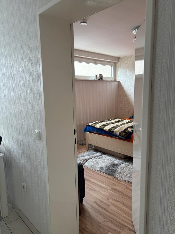 Helle 3 Zimmer Wohnung mit Balkon und Aufzug