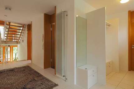 Haus Stuttgart Luginsland - 9.5 Zimmer, 270 m&sup2;, 3.500&euro; | Angebot:27445373