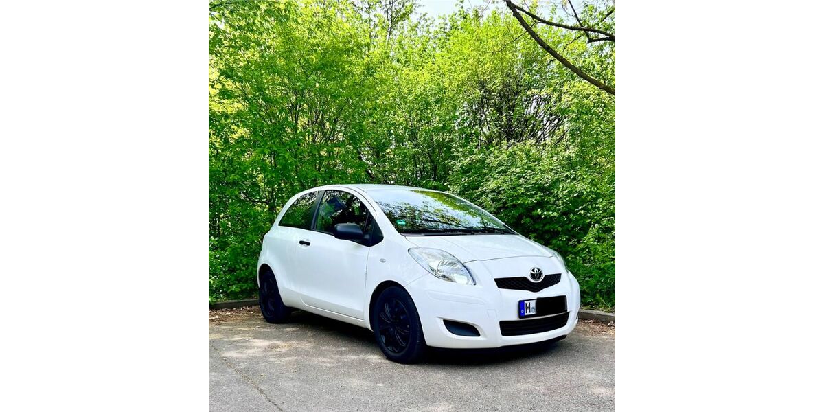 Toyota Yaris 91.600 km 3.999 &euro; München 81927